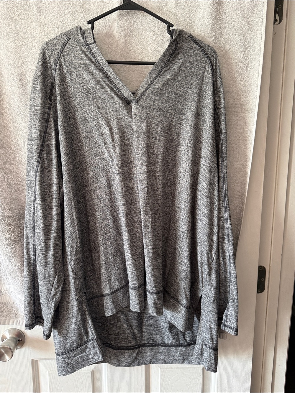 Livi Active Heather Gray Hooded V-Neck Pullover